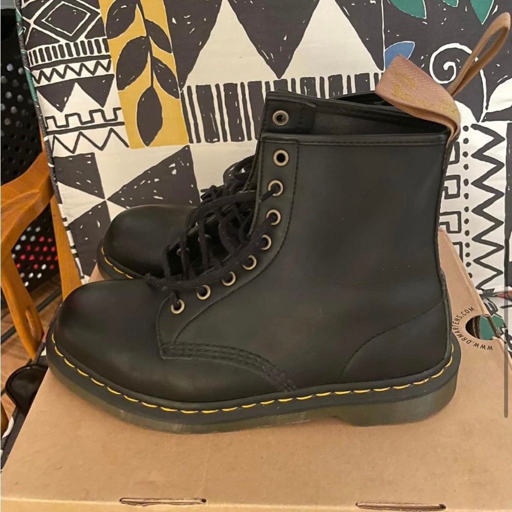 Vegan black Dr. Marten Doc Marten shoes men’s/women